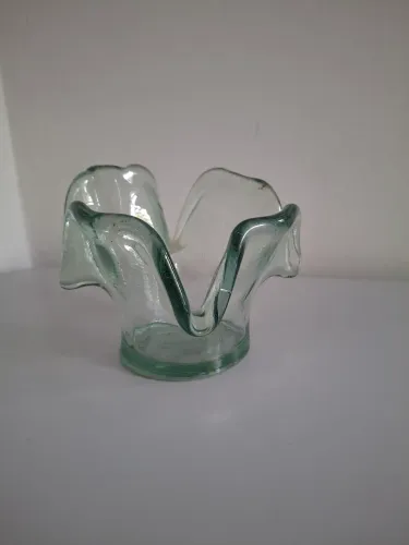Vaso antigo em vidro murano