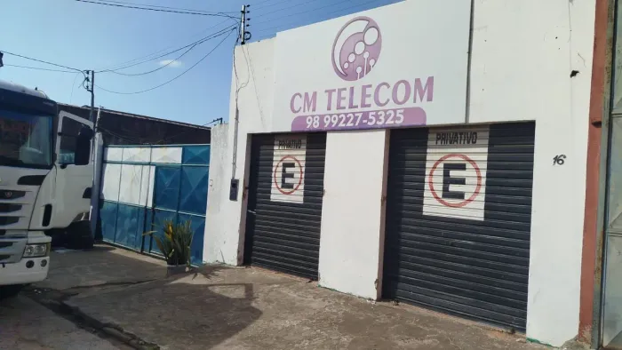 Galpão com área aberta R$3.800 SÃO CRISTÓVÃO