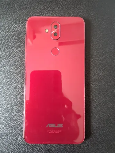 Zenfone 5 Selfie Pro Edition ZC600KL Usado
