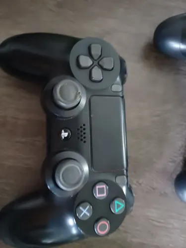 2 Controlhe de ps4 original quebrado, vendendo as peças