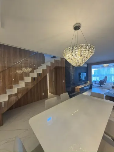 Cobertura a venda no Residencial Vercelli 308m² privativos centro de Criciúma