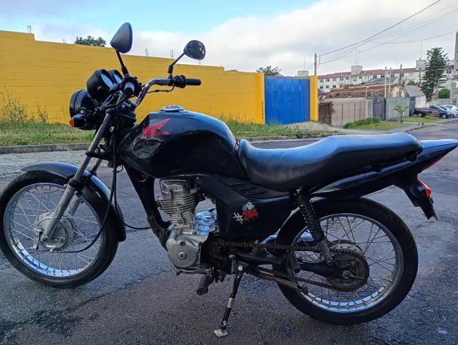 Moto CG125 Torrando 4.950.00