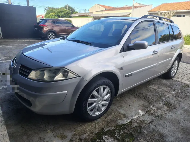 Renault Megane Grand Tour Dynam. Hi-flex 1.6 16V 2012