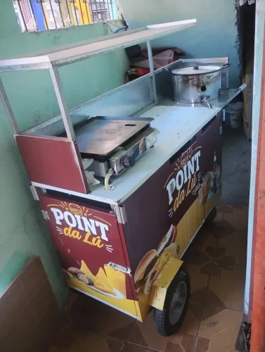 Vende-se carrinho com chapa e fritadeira 