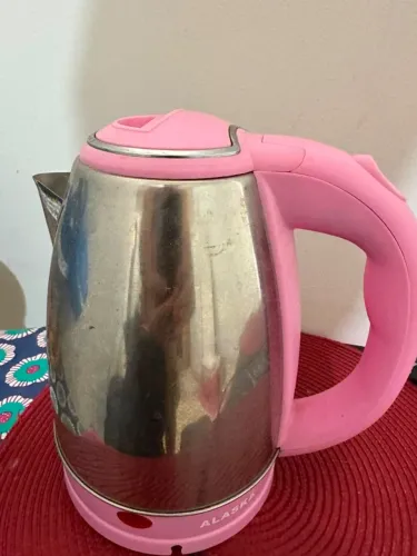 Chaleira elétrica Alaska 1,8 litros