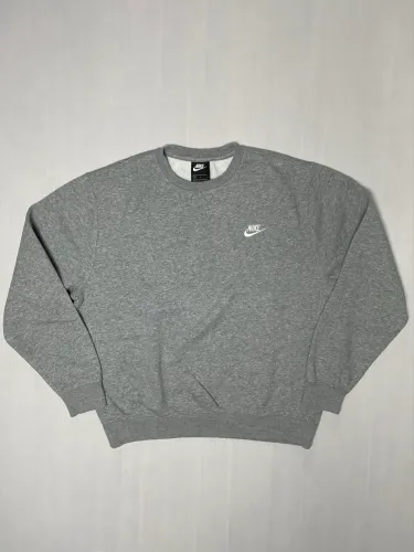 Crewneck Nike Club ?Cinza?