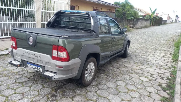 Fiat Strada Adventure1.8/ 1.8 Locker Flex CD 2012