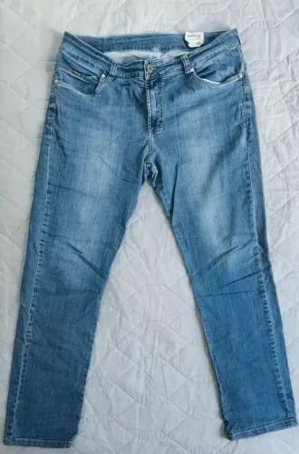 Calça jeans masculina tamanho 46
