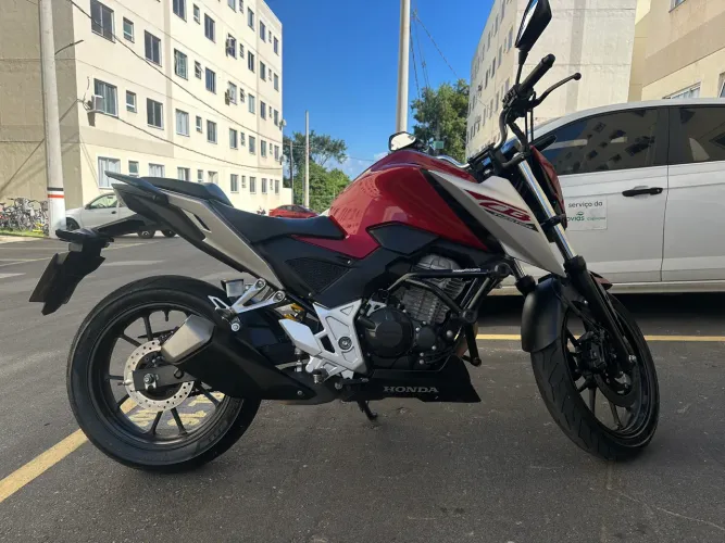 CB twister 300F