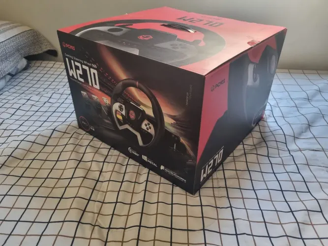 Volante Gamer W270 com Pedais e Câmbio. Para PC, Xbox e PlayStation.