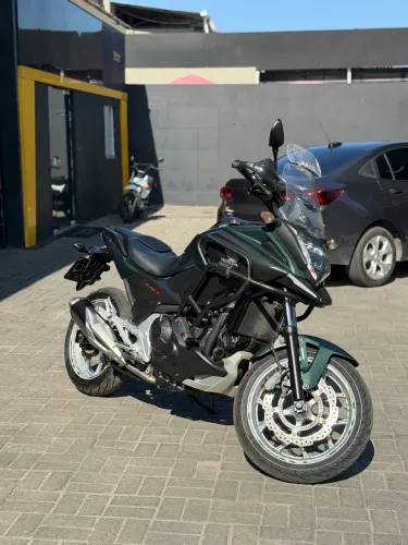 NC 750x - 2021 com apenas 46.000km