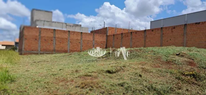 Terreno à venda, 250 m² por R$ 195.000,00 - Colinas - Londrina/PR