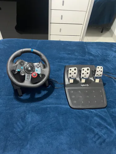 Logitech G29 Volante e Pedais Gamer