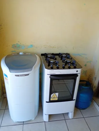 Fogão esmaltec e tanquinho 