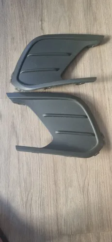 Grade moldura farol milha polo 2023 2024 2025