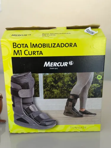 Bota imobilizadora curta