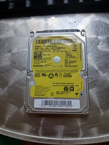 HD Notebook / Seagate Momentus 1TB - 2.5" SATA (Usado)