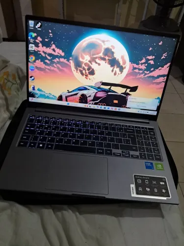 Notebook Samsung Galaxy book 4 512 SSD 16gb ram placa de vídeo NVIDIA ® Reforce® Mx570