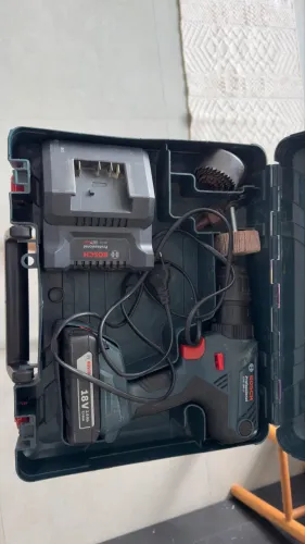 Furadeira e Parafusadeira Bosch 18V