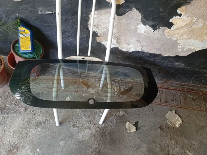 Vidro traseiro Kwid.