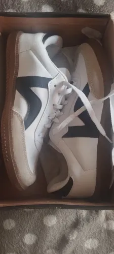 Vende-se Sapatênis casual