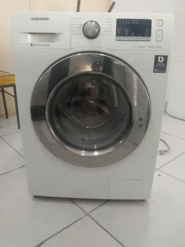 Vendo lava e seca