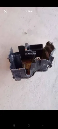Caixa da bateria do Fiat Stilo