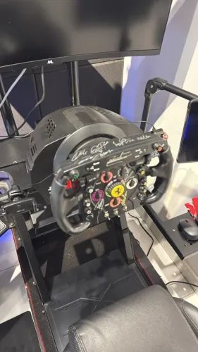 T300RS + volante f1 + pedaleira t3pa modificada
