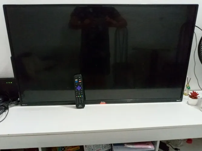 Smart TV Philco Roku 42" (Tela com defeito)