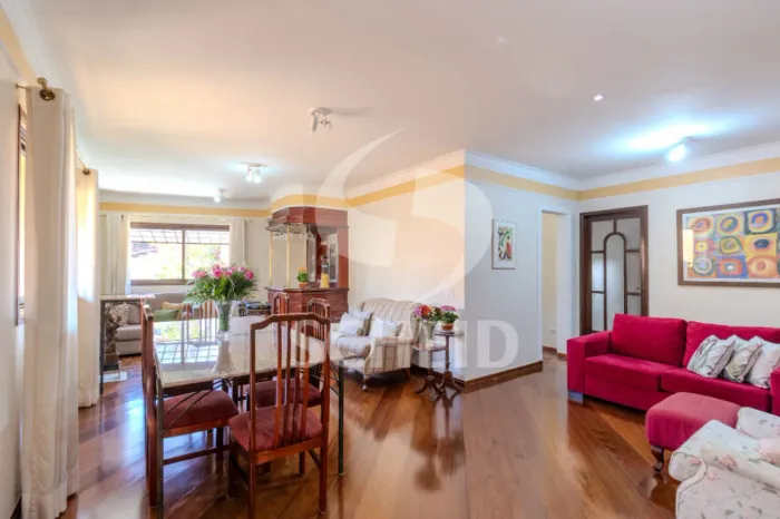 Casa para venda em Vila Nova Caledônia com 4 quartos, sendo 2 suítes, 346m²