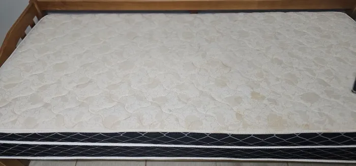 Colchão solteiro molas 88X24X188