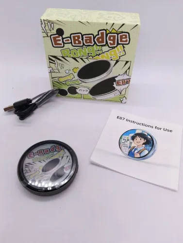 Broche Digital Inteligente E87 - Tela LED Touch Personalizável para Mochila e Jaqueta