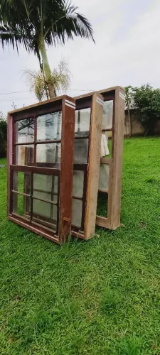 Janelas antigas, diversos modelos e tamanhos, preço depende do modelo