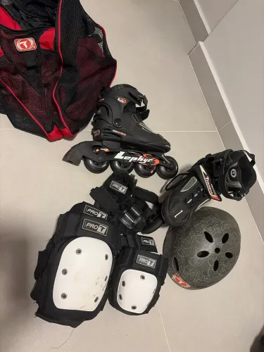 Patins Traxart no 35, kit proteção tamanho S e mochila