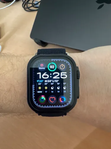 Apple Watch Ultra 2 - Black GPS + Cell - Novo!