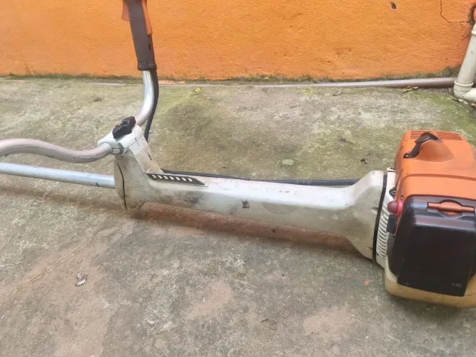 Vendo roçadeira sthil 350