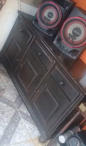 Buffet de madeira 