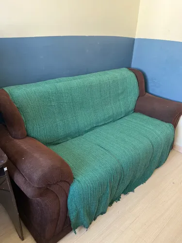 Conjunto sofá 2 e 3 lugares - usado