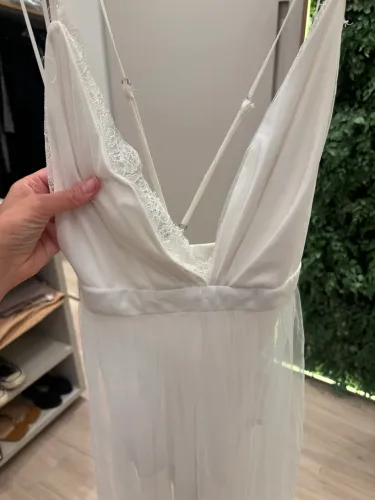 Vestido branco hot pant tule e renda P