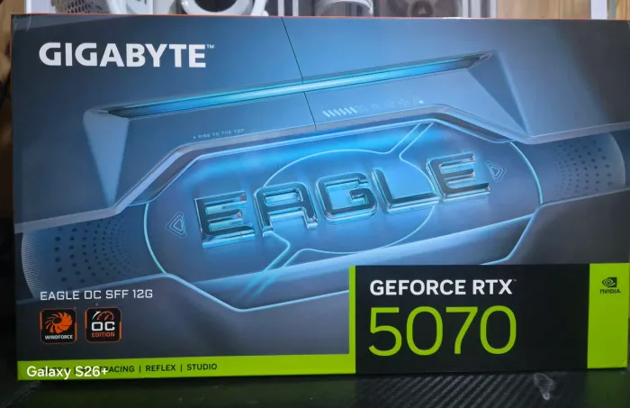 RTX 5070 12GB, Pego Placa Inferior ou PS5.