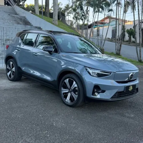 Volvo XC40 Recharge Plus (elétrico) 2023