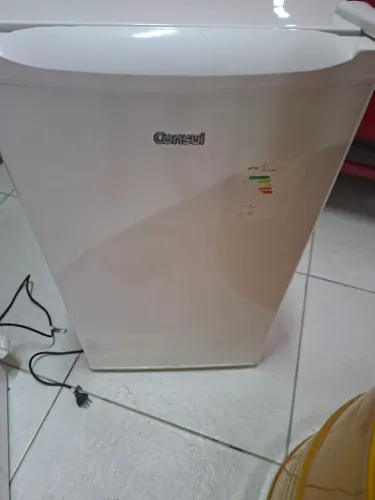 Frigobar consul 120 litros funcionando perfeitamente 
