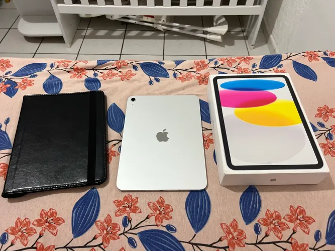 iPad A16 11 Geração 128gb com caixa e carregador original 