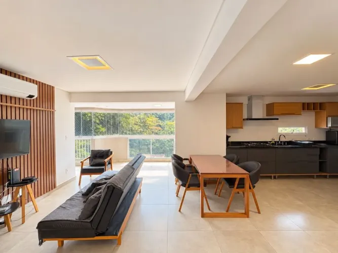 Apartamento beira mar com 2 quartos (1 suíte), 1 vaga à venda em Jardim Astúrias, Guarujá