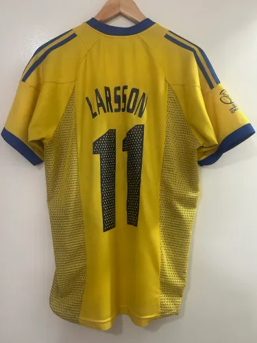 Camisa Suécia 2002 Original da época + chaveiro de brinde