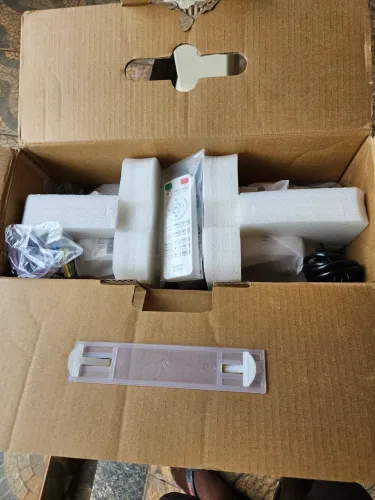 projetor benq mw 550 novo nunca foi usado. 1.700.00 reais.