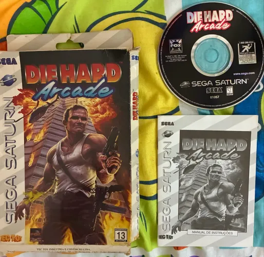 Die Hard Arcade para Sega Saturn, versão brasileira da Tec Toy,