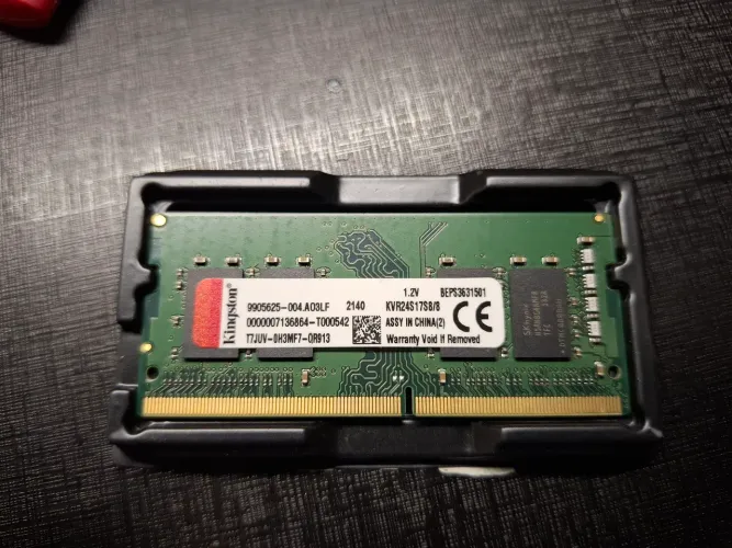 Memória RAM DDR4 8GB 2400Mhz Kingston Notebook KVR24S17S8/8