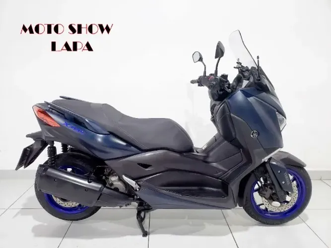 YAMAHA XMAX 2023 AZUL