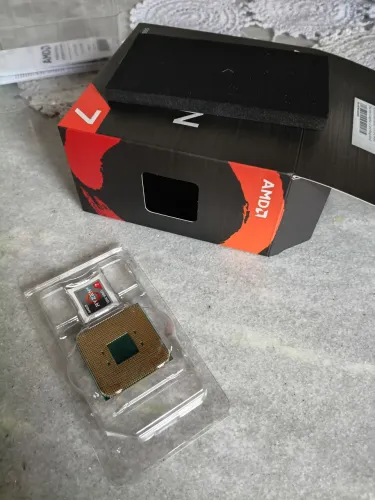 Ryzen 5 1600 (Usado, em perfeito estado)